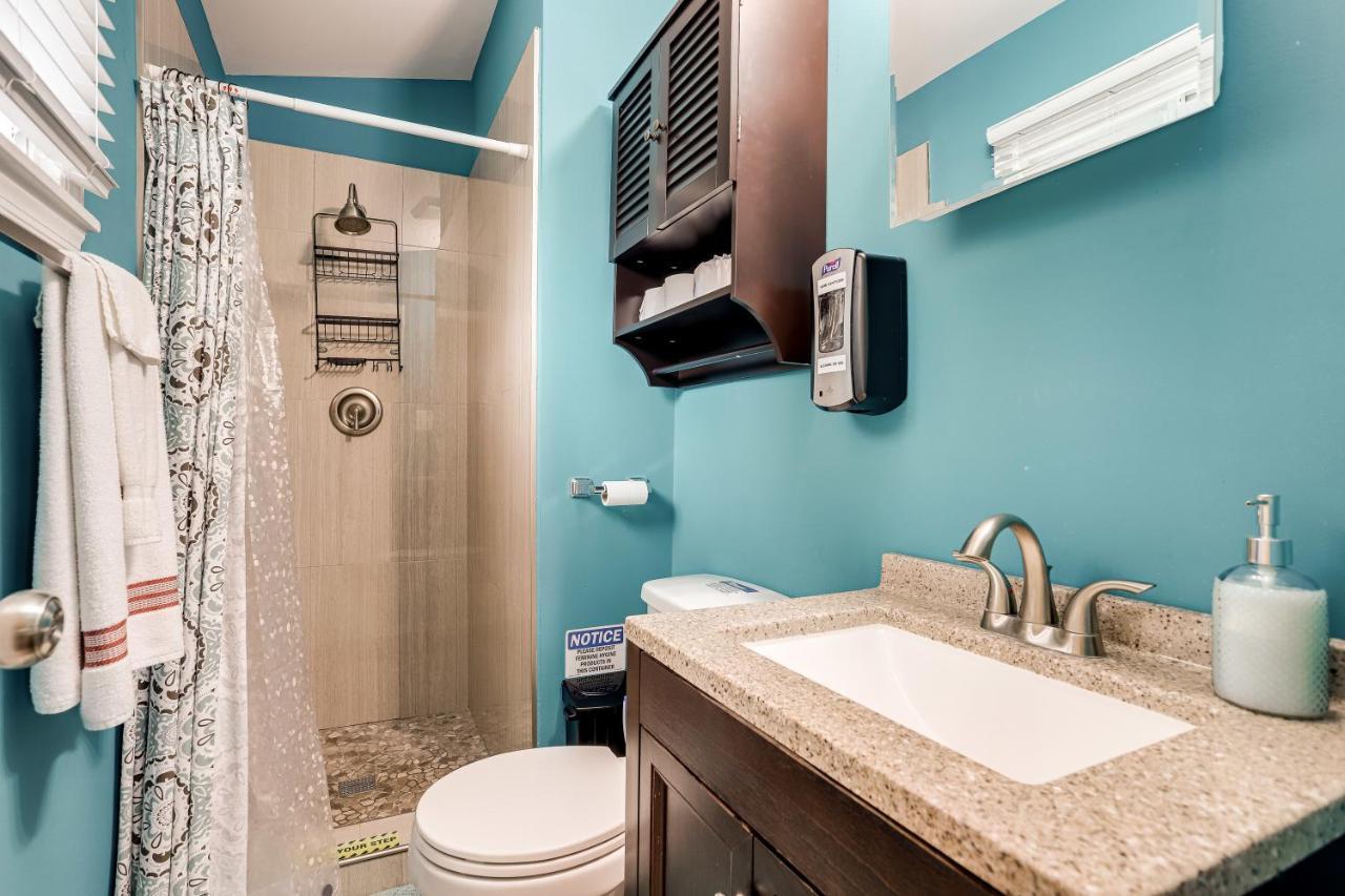 Escape To Our Cozy 3 Bed Rm 2 Bath Unit In Va Holiday home