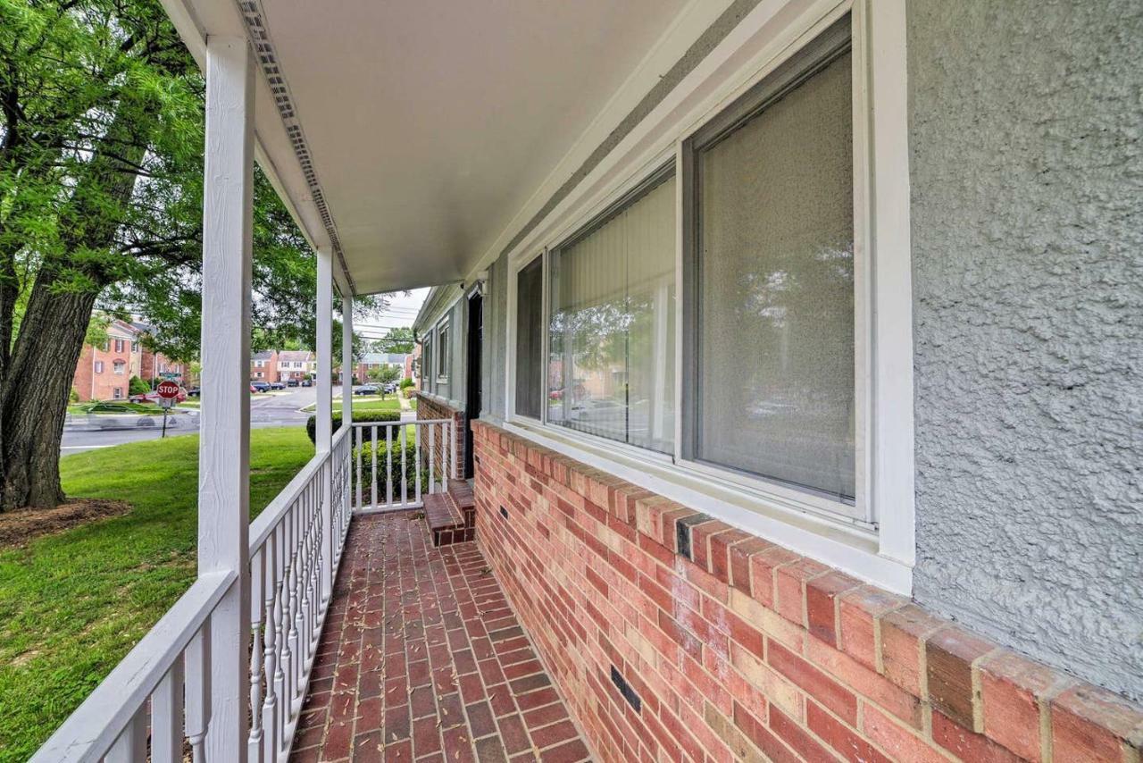 Escape To Our Cozy 3 Bed Rm 2 Bath Unit In Va Holiday home Alexandria
